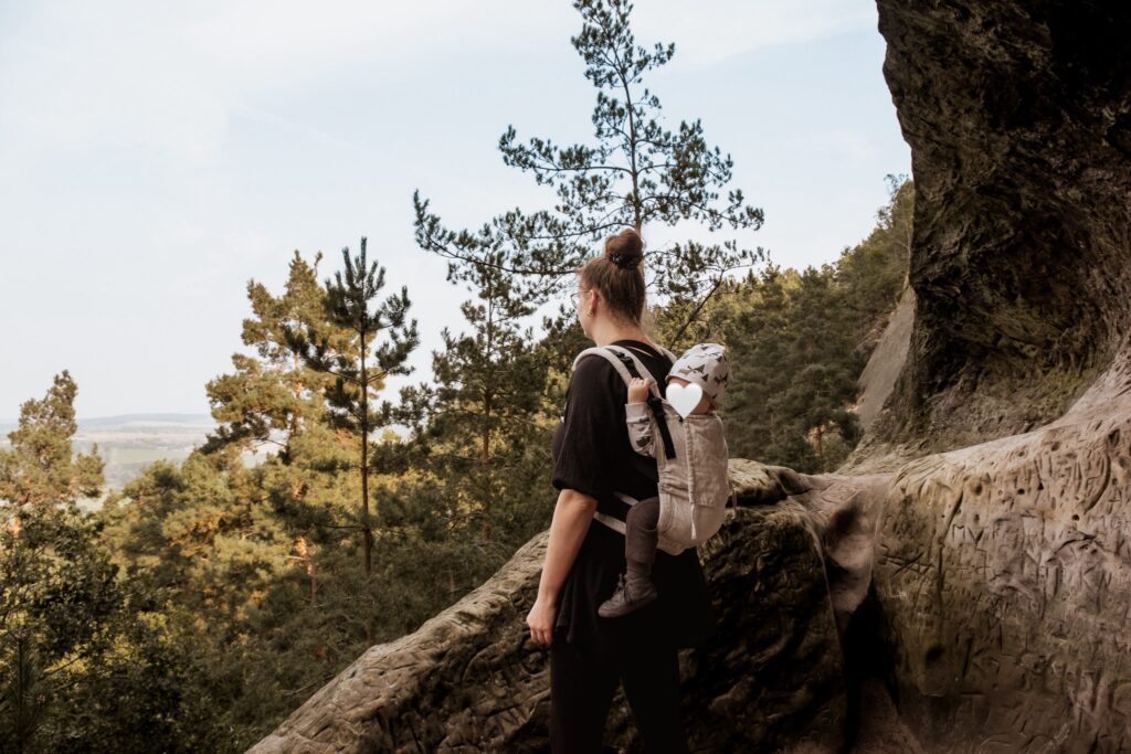 Lizas Fotografie Elisa Witschas  aus Boxberg/O.L. beim Spaziergang in der Natur – authentisch & naturverbunden